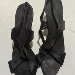 Giorgio Armani Black Satin Slingback Cross Strap Heels 39.5 / 9.5 Vintage